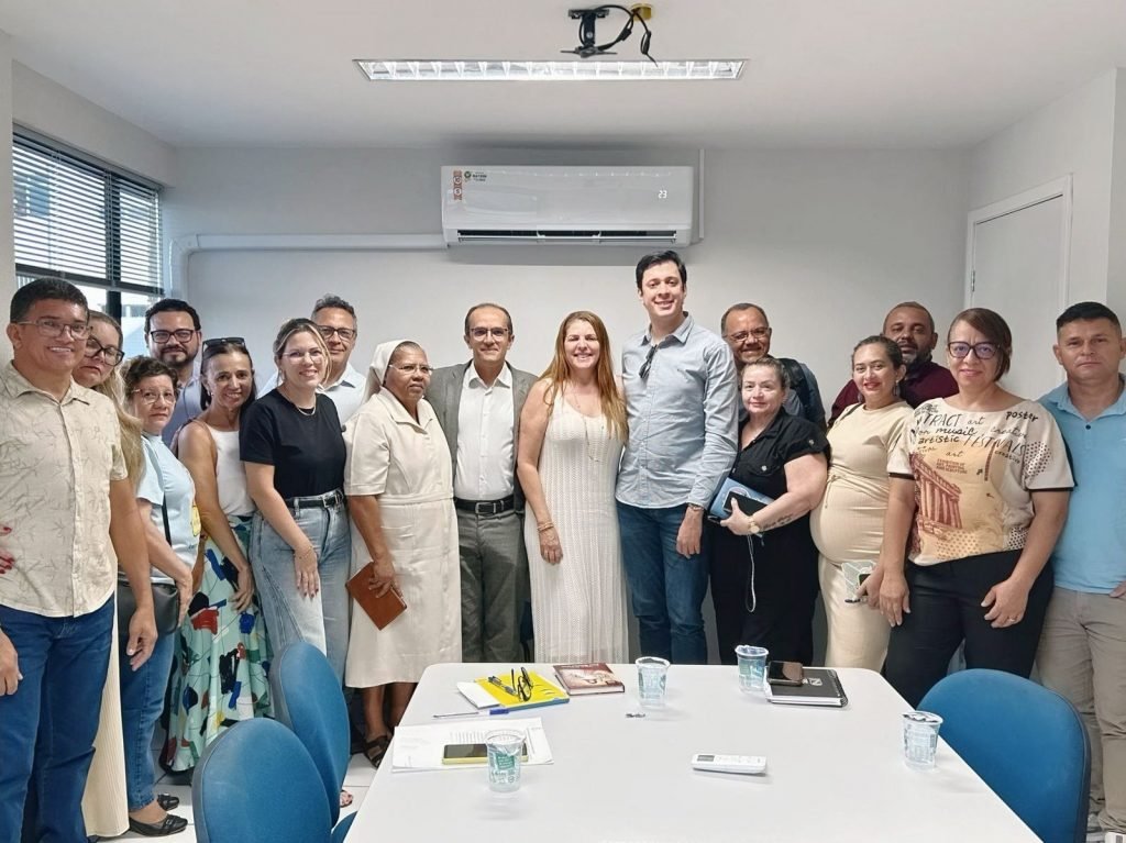 Natal debate melhorias para instituições de longa permanência para idosos