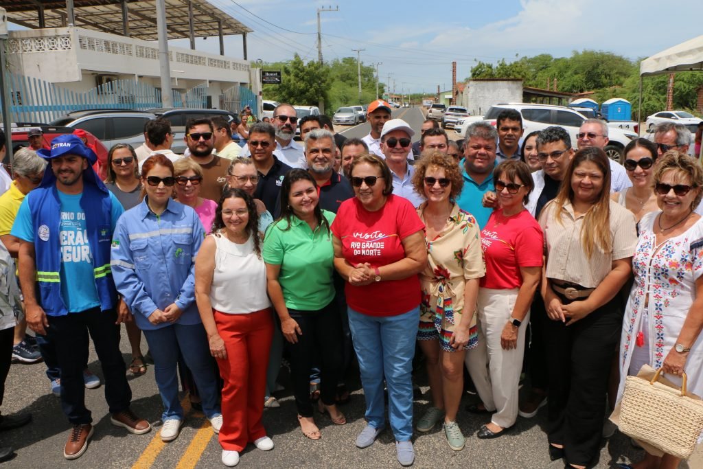Rodovia de Tibau a Grossos é entregue pelo Governo do Estado