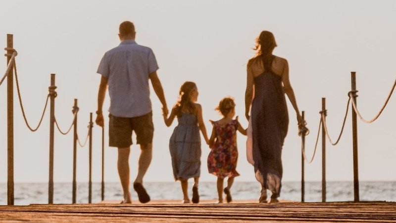 Pais têm filho favorito, diz estudo; saiba quem tem mais chances de ser o escolhido