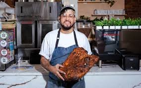 Padaria aceita valor que o cliente tiver para combater a fome