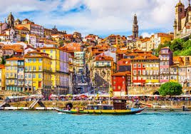 Empresa de Portugal procura brasileiros para trabalhar no setor de energia: salário até 4 mil euros