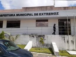 Câmara de Extremoz aprovou aumento de salário para prefeita e secretários no último dia de 2024; TCE diz que medida é vedada por lei