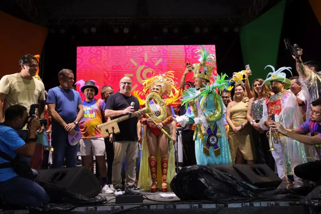 Sob as bênçãos de Momo, Prefeitura dá início ao Carnaval de Natal 2025