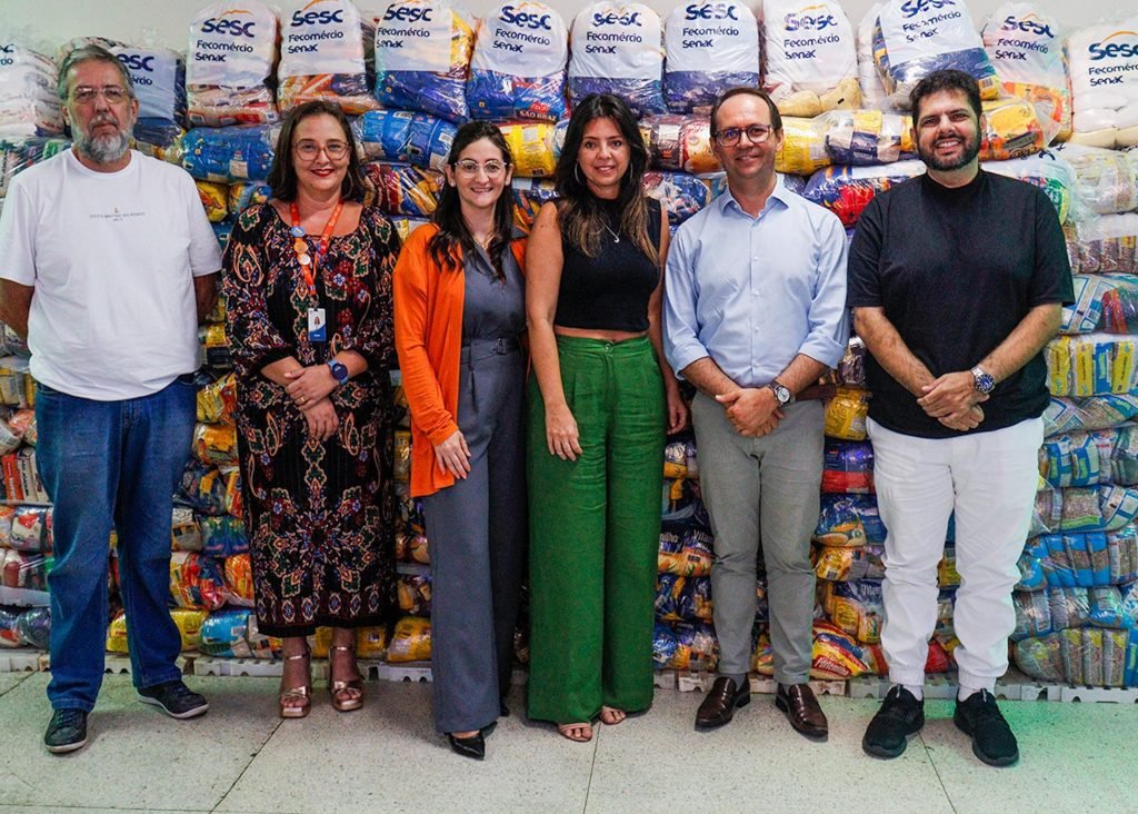 Sesc Mesa Brasil realiza doação de 14 toneladas de alimentos a 18 instituições carentes