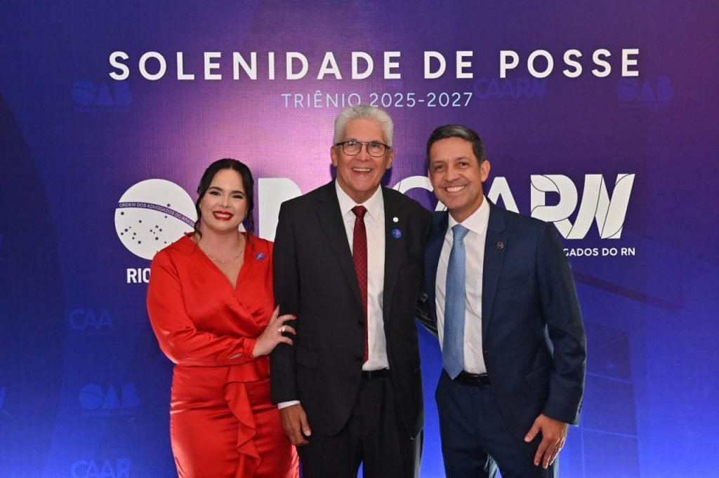 Nova diretoria e conselheiros da OAB/RN tomam posse em solenidade prestigiada