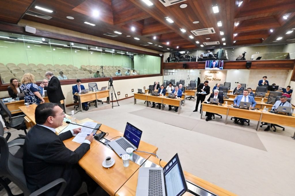 Assembleia aprova criação do Observatório da Mulher Potiguar contra a Violência