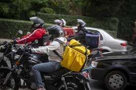 Renda, autonomia e ‘sonho de empreendedor’: o que leva o brasileiro a trocar trabalho com carteira pelo informal