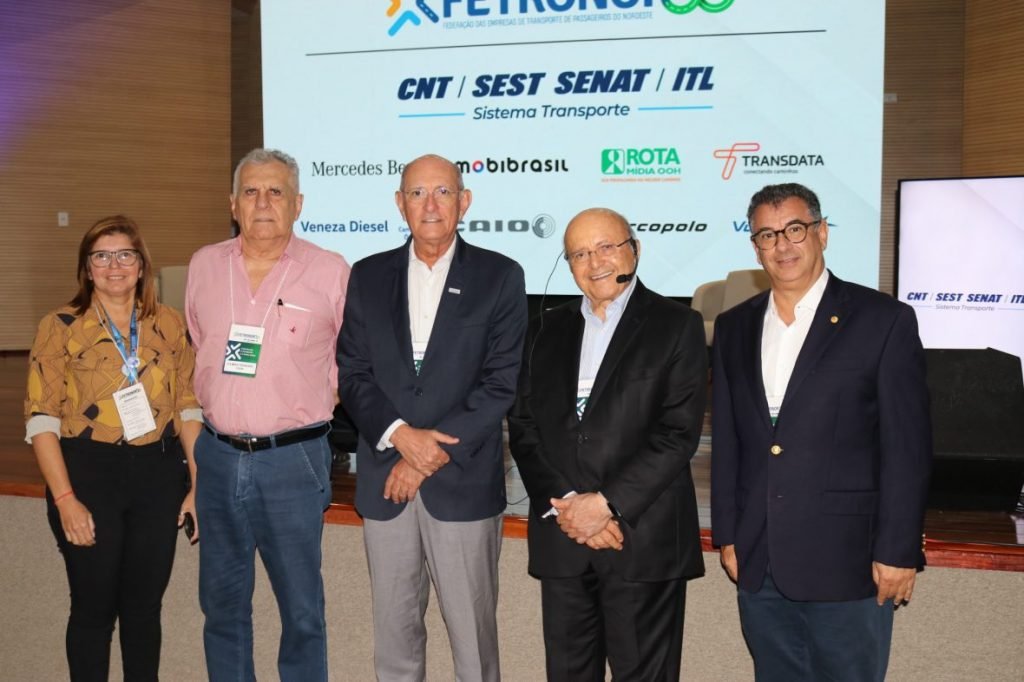 FIERN prestigia celebração pelos 50 anos da FETRONOR, com palestra do ex-ministro Maílson da Nóbrega