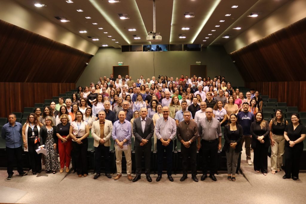 Sistema FIERN celebra ato ecumênico de Páscoa com direção e colaboradores, na Casa da Indústria
