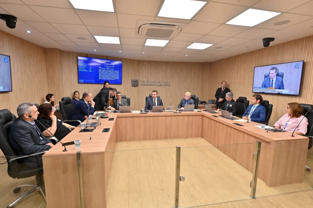 Projeto aprovado na Comissão da ALRN permite que empresas paguem dívidas em atraso