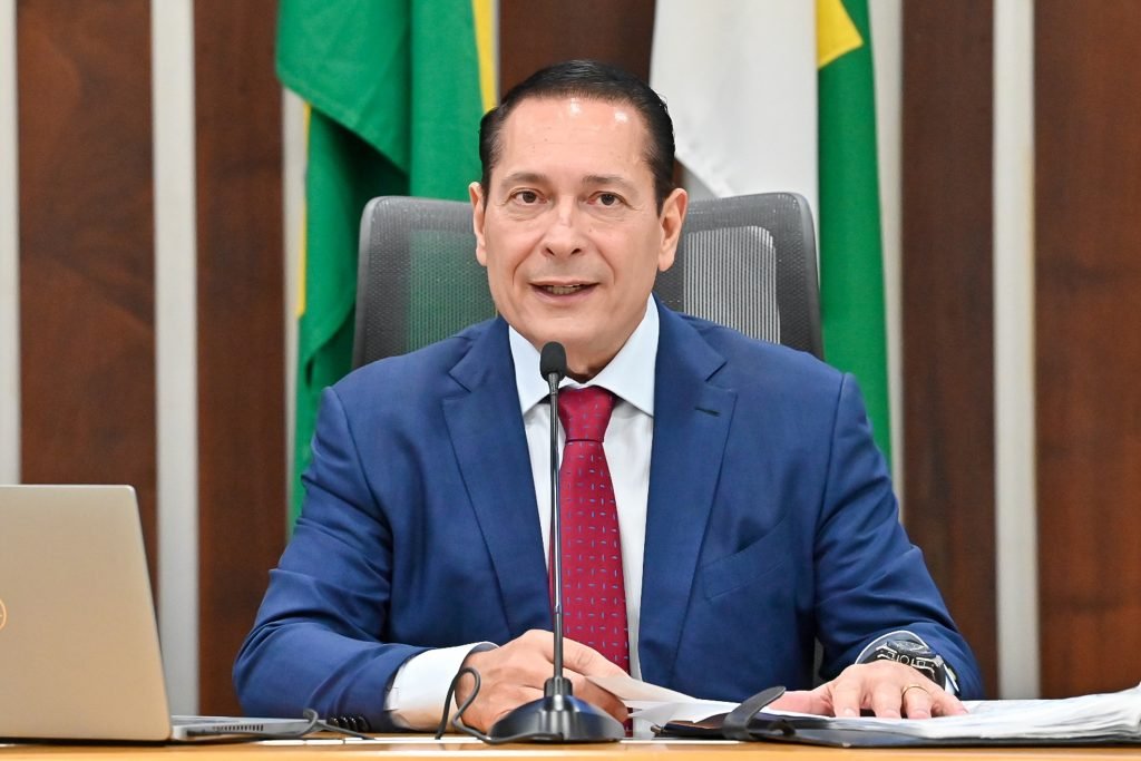 Governo sanciona lei de Ezequiel que reconhece SindLeite/RN como de utilidade pública