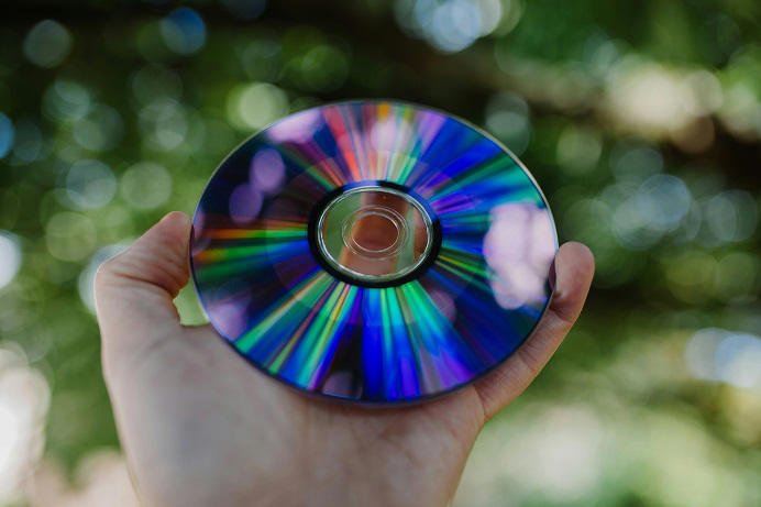 Quem tem um CD antigo em casa tem um tesouro: por que e para que reutilizá-lo
