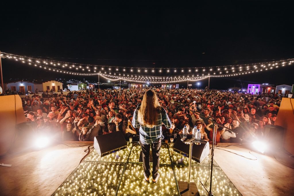 Com ingressos esgotados, Derradeiro de Maio marca a abertura do São João do Nordeste no sábado (31)