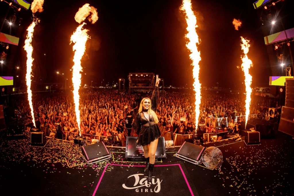 Safadão traz Garota Vip com Natanzinho Lima e Taty Girl  na Arena da Dunas; ingressos à venda nesta terça-feira