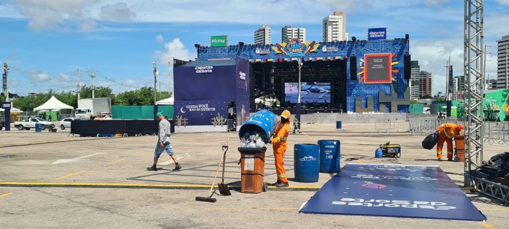 Urbana recolhe 15 toneladas de resíduos no segundo final de semana do São João de Natal