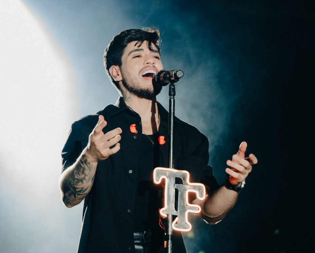 Show de Thiago Freitas é destaque no Mossoró Cidade Junina e São João de Natal neste fim de semana