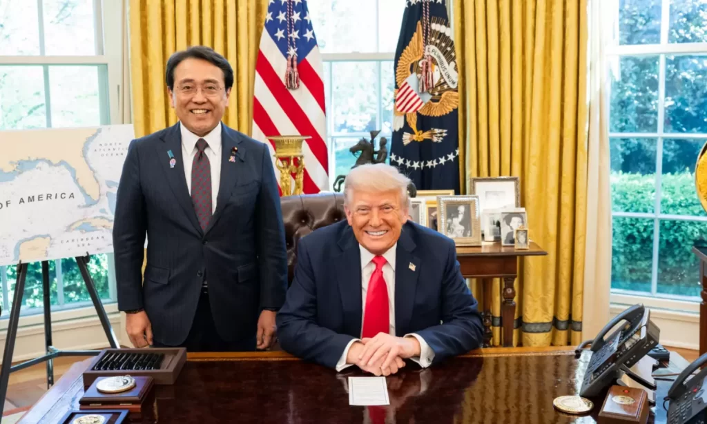 Trump anuncia acordo com o Japão para investimento de US$ 500 bilhões nos EUA