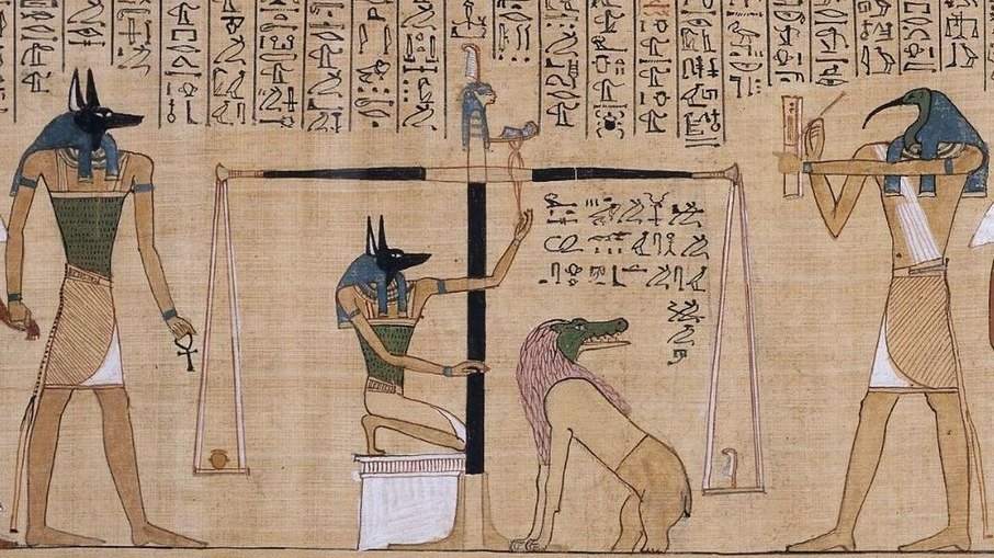 Arqueólogos descobrem ‘Livro dos Mortos’ enterrado há 3.500 anos