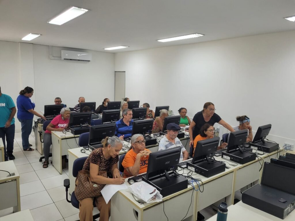 UERN abre inscrições para cursos gratuitos para pessoas 60+ em quatro cidades