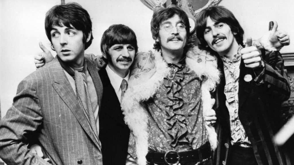 Beatles: Ao invés de terraço, último show da banda quase foi nas pirâmides
