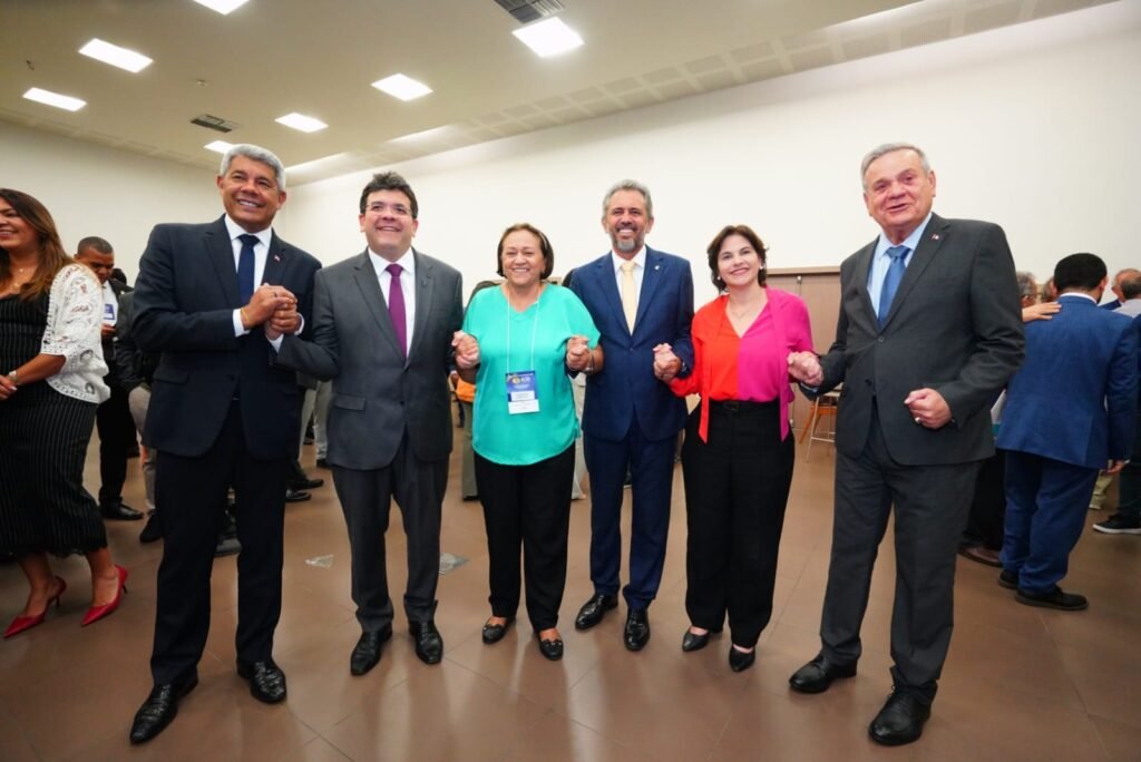 Governadores e governadoras do Nordeste anunciam R$ 127,8 bilhões em projetos produtivos