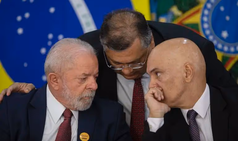 Opinião: o tribunal que descondenou Lula tem moral para condenar Bolsonaro?