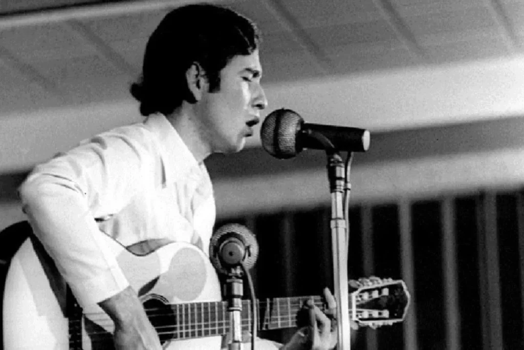 Ícone da cultura contra a repressão, Geraldo Vandré faz 90 anos