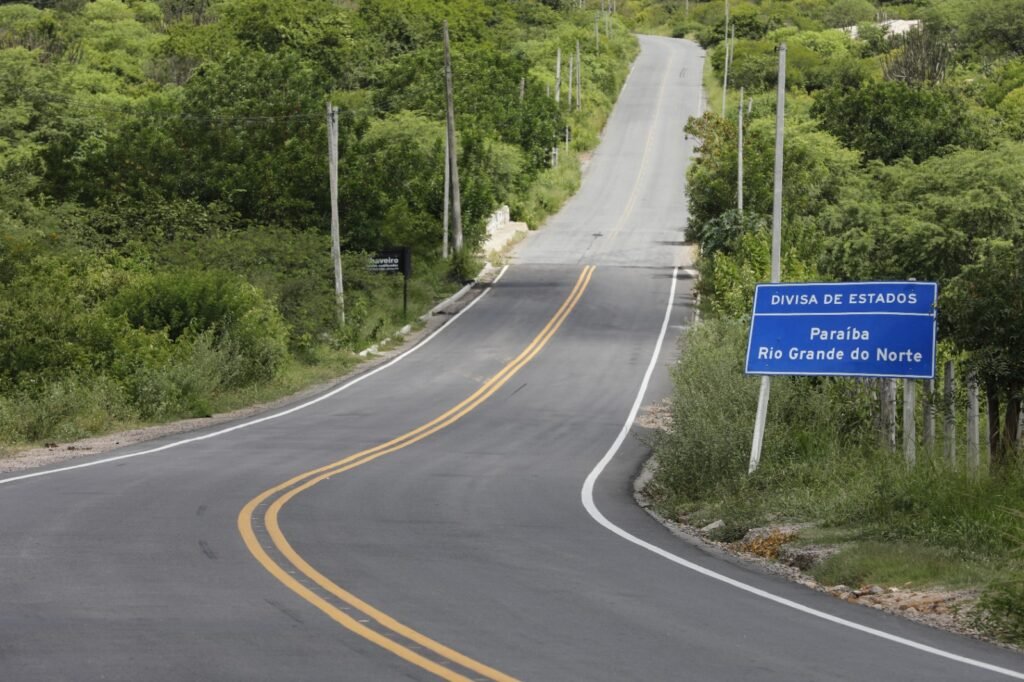 Governo assina ordem de serviço para segunda fase do Programa de Recuperação de Rodovias