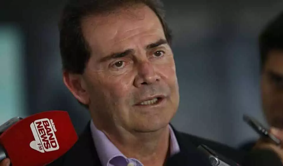 Relator da anistia propõe pena de 2 anos para Bolsonaro e pressiona PL por acordo