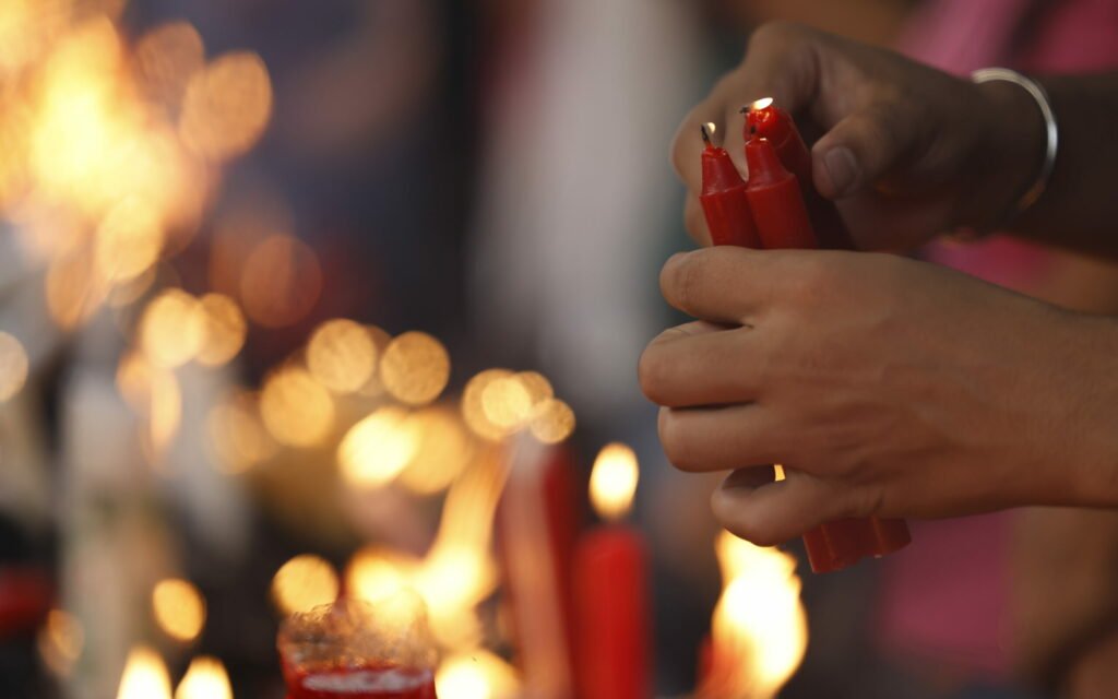 Crusoé: Pesquisa indica instituições em que os brasileiros mais confiam