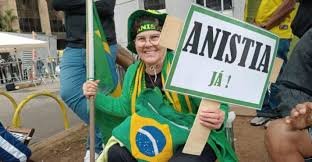 Câmara aprova PL da Dosimetria, que reduz pena de Bolsonaro e aliados