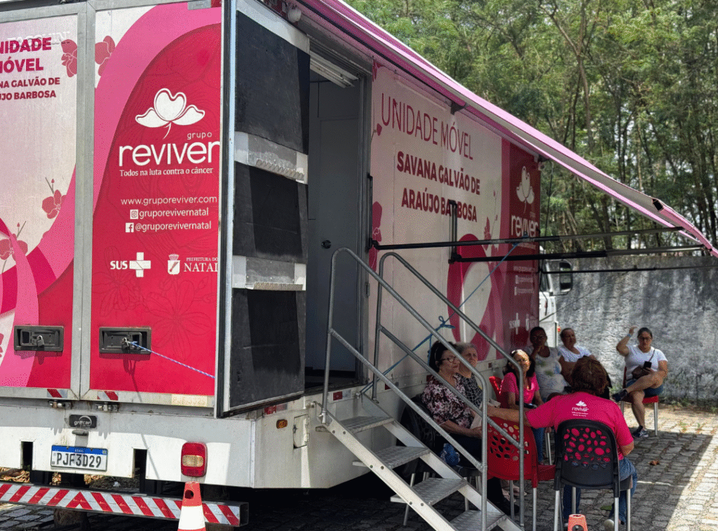 Bairro Tirol recebe serviço itinerante de mamografia
