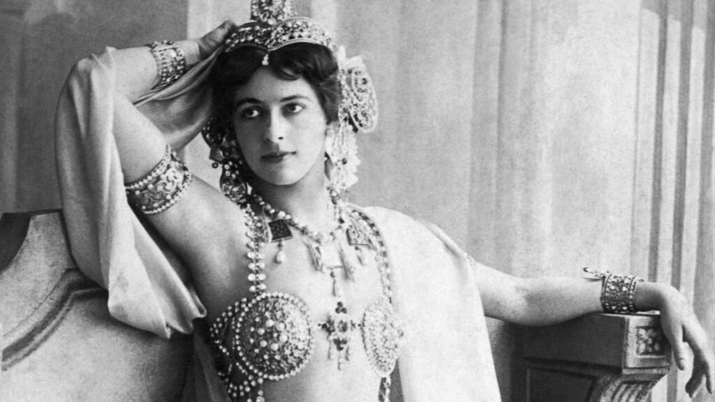 5 curiosidades sobre Mata Hari, dançarina exótica e espiã sensual da Primeira Guerra