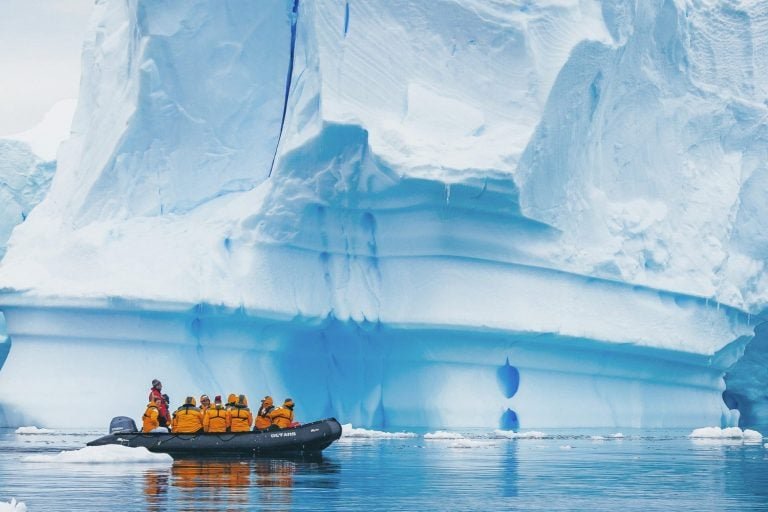 Como viajam os ultra-ricos: roteiros exclusivos que custam milhões