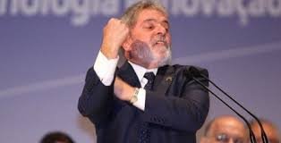 Lula sobe tom, critica protecionismo e propõe comércio sem dólar às vésperas de reunião com Trump