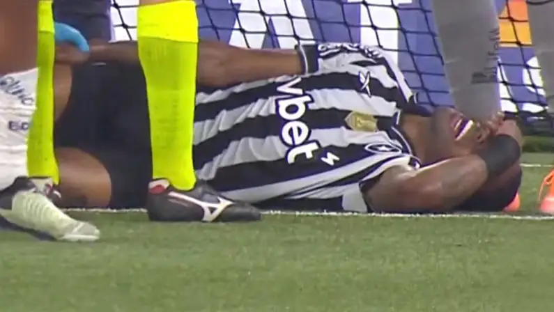 Botafogo detalha lesão de Kaio Pantaleão e estima prazo de recuperação em nove meses