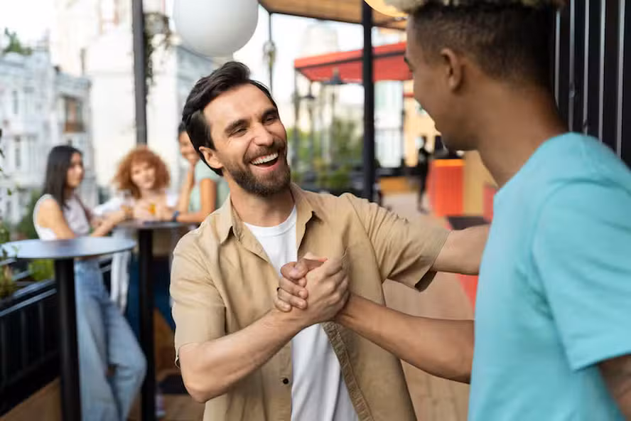 O que significa esquecer o nome de certas pessoas, segundo a psicologia