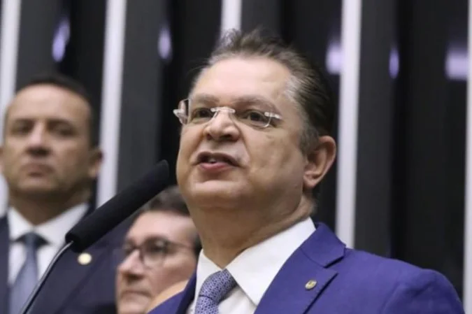 Sóstenes diz que anistia deve ser votada na próxima terça-feira