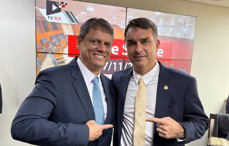 “Eu e Tarcísão estaremos juntos”, diz Flávio Bolsonaro