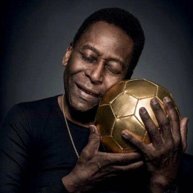 Penhora dos imóveis de Pelé: a humilhação que expõe o abismo entre os craques antigos e os milionários de hoje