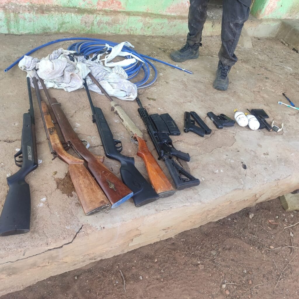 Operação prende quatro pessoas e apreende arsenal no interior do RN por