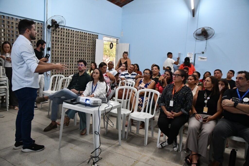 Prefeitura avança em diálogo com permissionários para abertura do Mercado da Redinha no verão