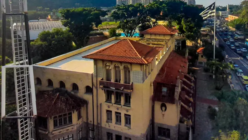 Botafogo associativo pede que John Textor seja incluído como réu em processo envolvendo SAF e Eagle na Justiça do Rio