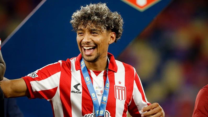 Cristian Medina tem aprovação de Anselmi, e Botafogo vai fazer ‘de tudo’ para contratar o volante