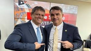 Flávio revela novos detalhes de encontro com Tarcísio após indicação política