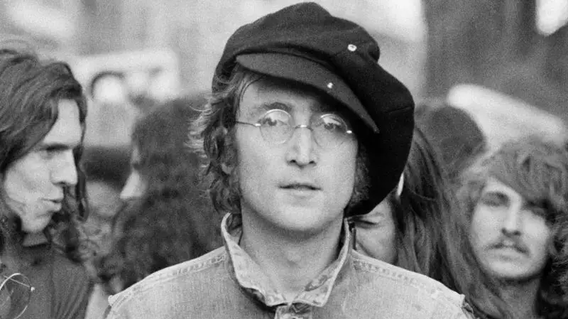 Assassinato de John Lennon faz 45 anos: ‘Eu estava lá quando ele morreu’