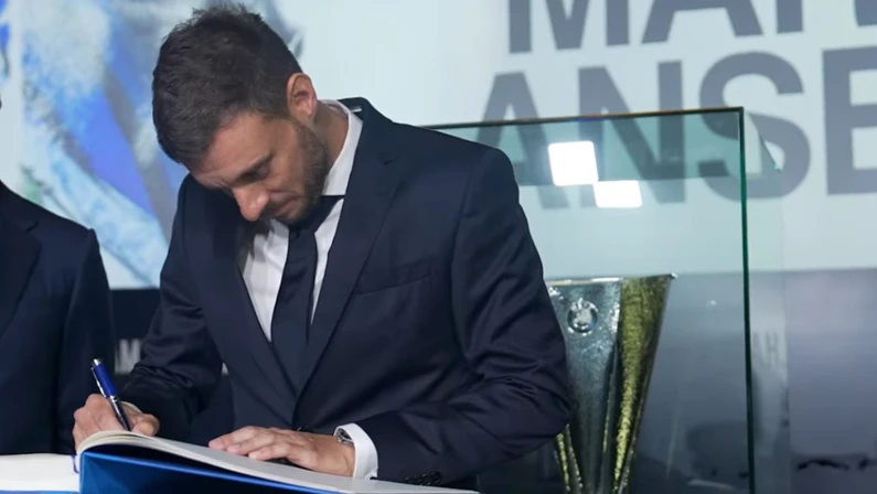 Chegada antecipada ao Rio, mudanças na comissão e Newell’s Old Boys ‘de lado’: programa conta bastidores de Martín Anselmi no Botafogo