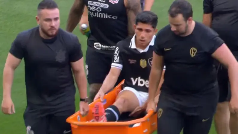 Com lesão muscular, Savarino não joga mais pelo Botafogo no Brasileirão-2025