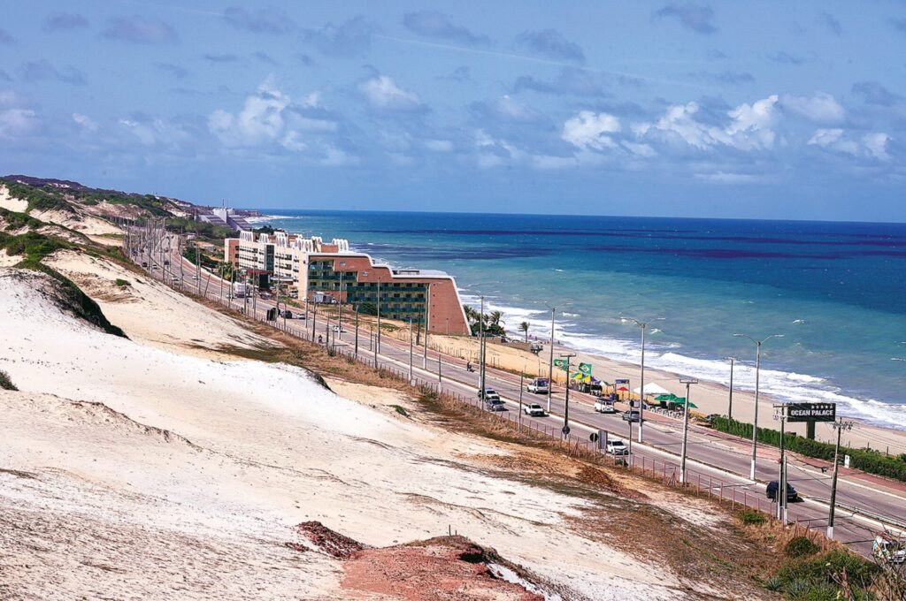 Via Costeira: impasse judicial sobre leis urbanísticas trava novos investimentos