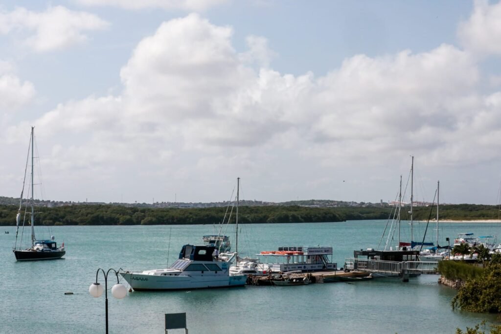 Governo do RN firma convênio com a União para reforçar fiscalização ambiental e segurança da navegação no litoral do Estado